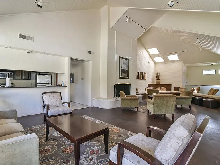 1906 Emerald Pl #1214 — Photo 30