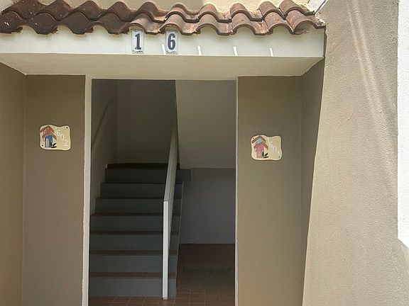 2nd image of Condominio Paseos Degetau