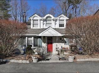 94 High Mountain Rd, Ringwood, NJ 07456