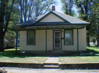 922 W 4th St, La Junta, CO 81050