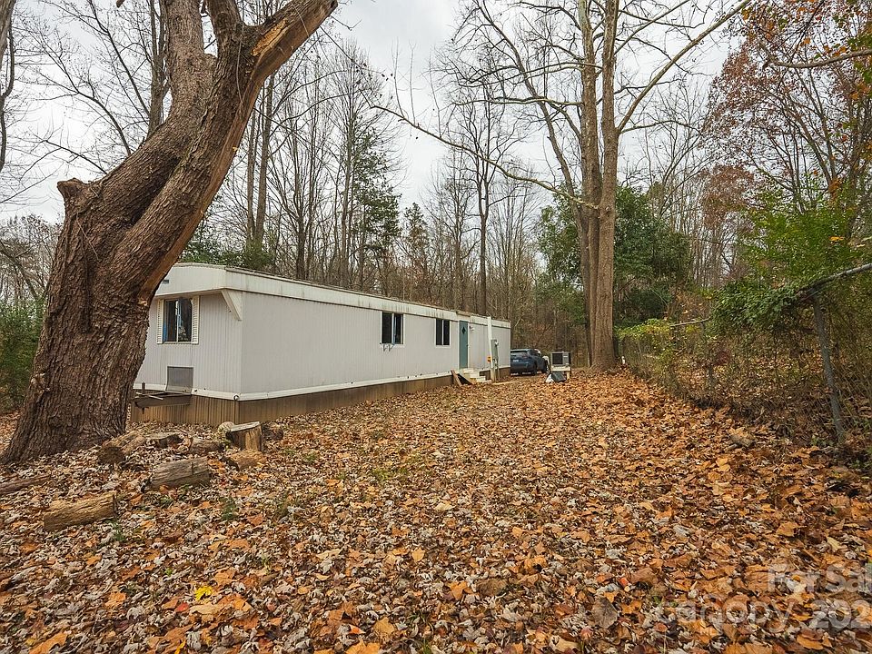 1st image of 9336 Pinewood Ave