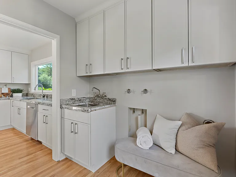 25900 Vinedo Ln — Photo 16