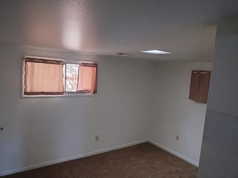 3918 Grant Ave — Photo 7