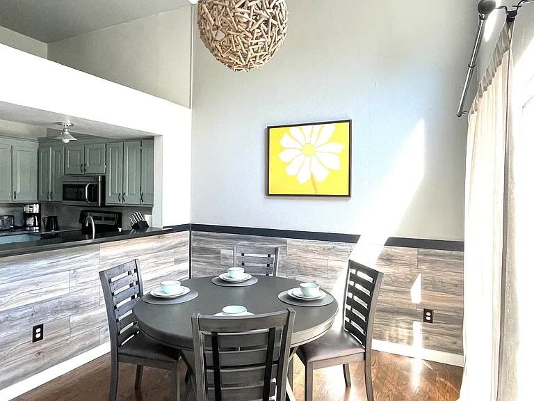 9228 Butterwood Ct — Photo 1