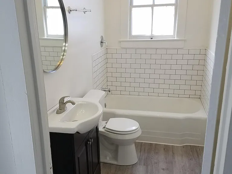 115 Louisa Blvd — Photo 3