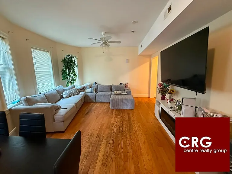 74 Brooks St #2D — Photo 2