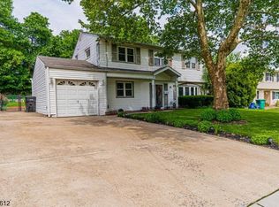 11 Andover Rd, Old Bridge, NJ 08857