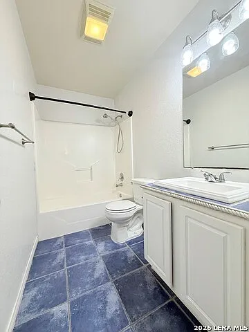 1659 Champion Cir — Photo 16