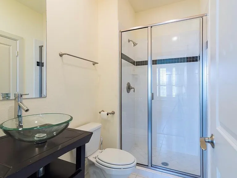 4311 Hartford St #D — Photo 6