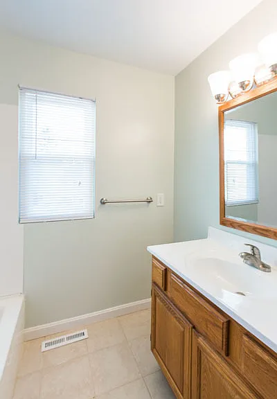2 Markham Cir #D — Photo 13