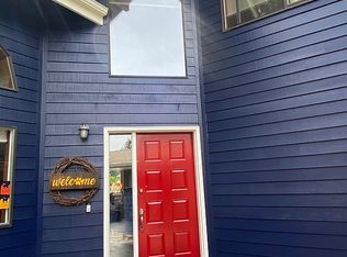 8534 Lynnwood Dr, Lynden, WA 98264