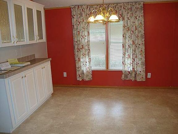 4th image of 2342 Sandlewood Ln