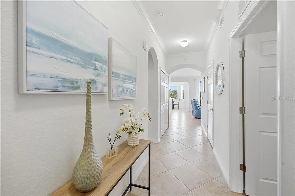 2 bed, 2.0 bath, 1142 sqft, $2,500 — Photo 4