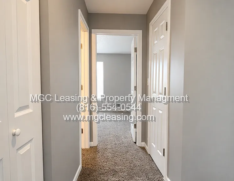 10211-10213 E 78th St — Photo 6