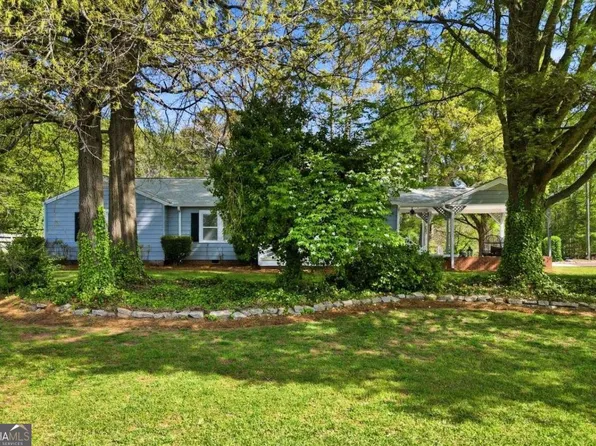 1625 Seayes Rd SW, Mableton, GA 30126