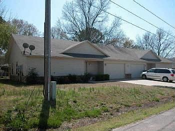 1st image of 244 E Holly St
