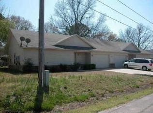 244 E Holly St, Russellville, AR 72802