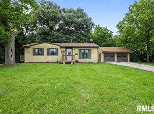 318 Fairfield Rd, Port Byron, IL 61275