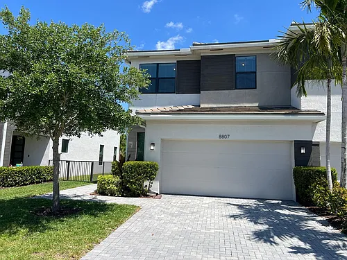 8807 Antarus Dr Photo 1