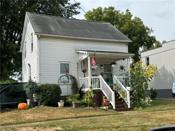 100 Park Ave SE, Carrollton, OH 44615