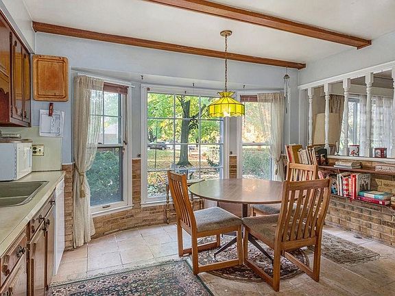 5th image of 2874 Baylis Dr
