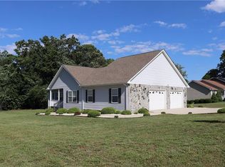 4987 Ike Starnes Rd, Granite Falls, NC 28630