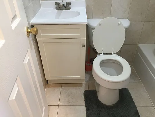 Rented by Zuz Realty | media 23