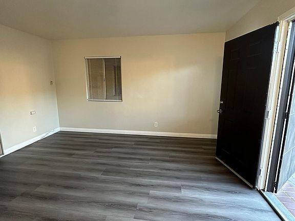 5th image of 236 E Olive Ave APT D