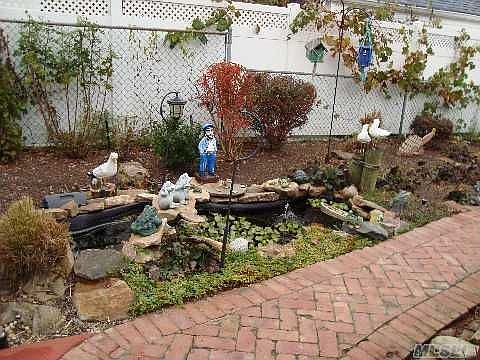 Coi Pond in rear