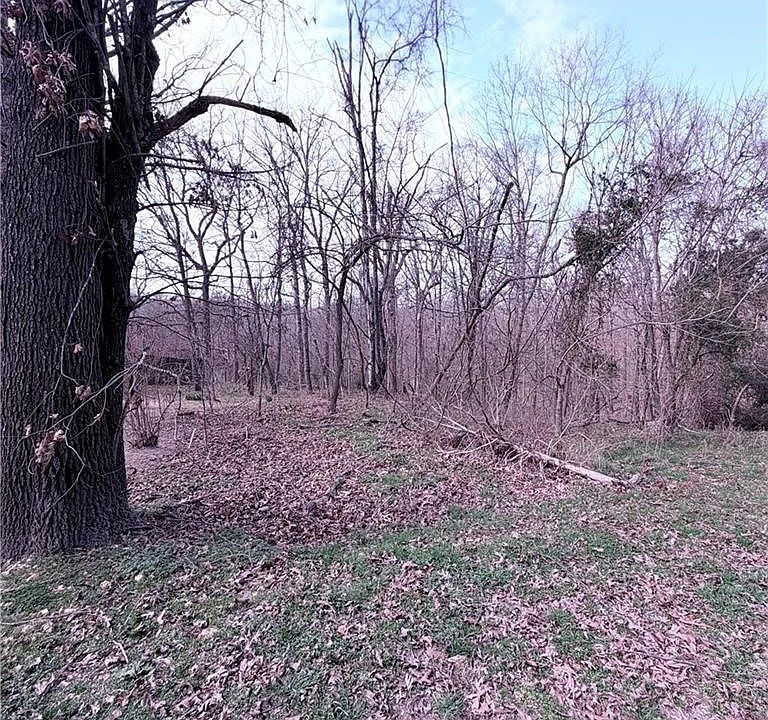 1st image of Hoyer Ln #16