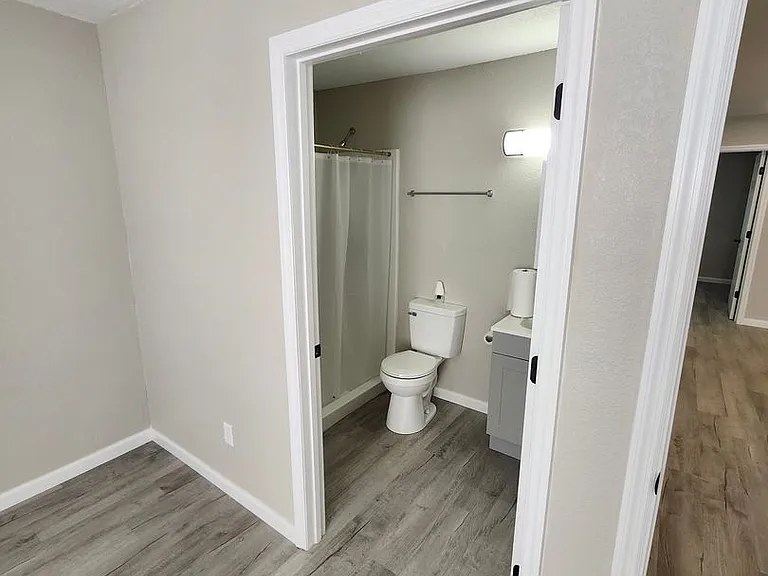 509 Famcee Ave — Photo 16