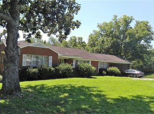 3291 Burton Rd, Thomasville, NC 27360