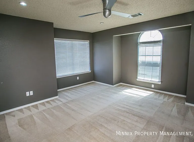 2101 Main St #1 — Photo 42