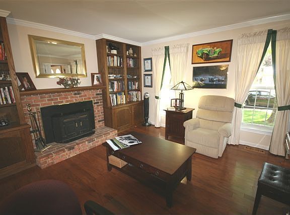 4th image of 3793 Benson Ct