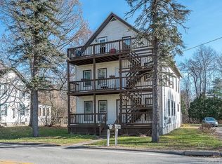 16 Lake St, Moosup, CT 06354