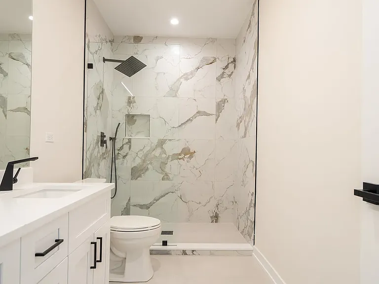 6853 W Belmont Ave #3 — Photo 15