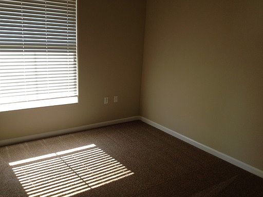 4th image of 5350 Dunlay Dr Unit 1011