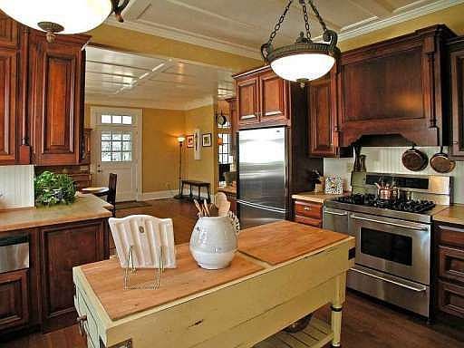 1st image of 1071 Green Street Cir