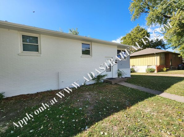 3014 N 155th Ter