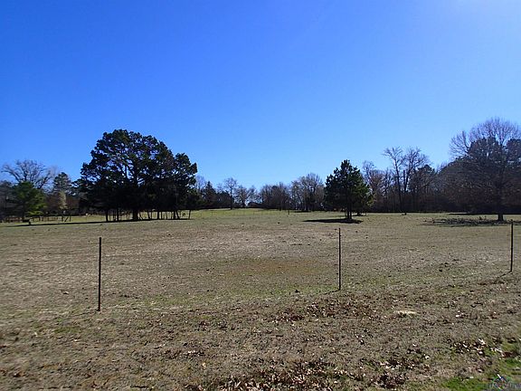 3rd image of Private Road 4390