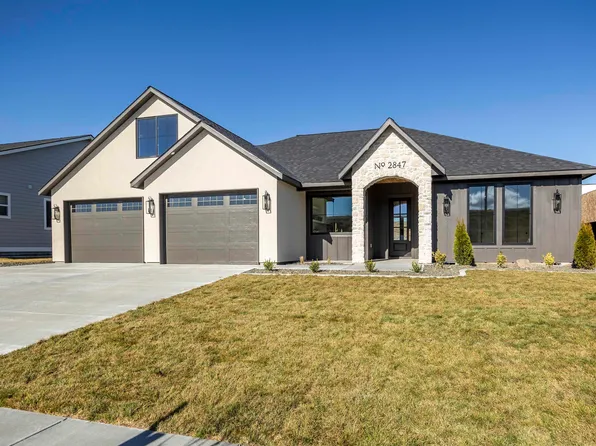 2847 Savanna Ave, Richland, WA 99352