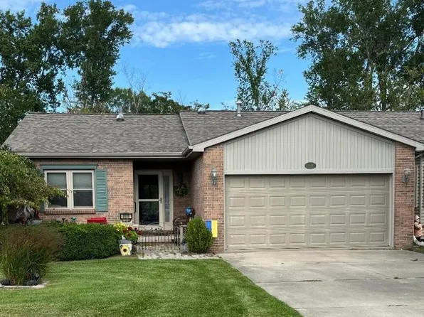 8588 E Forest Creek Dr, Port Austin, MI 48467