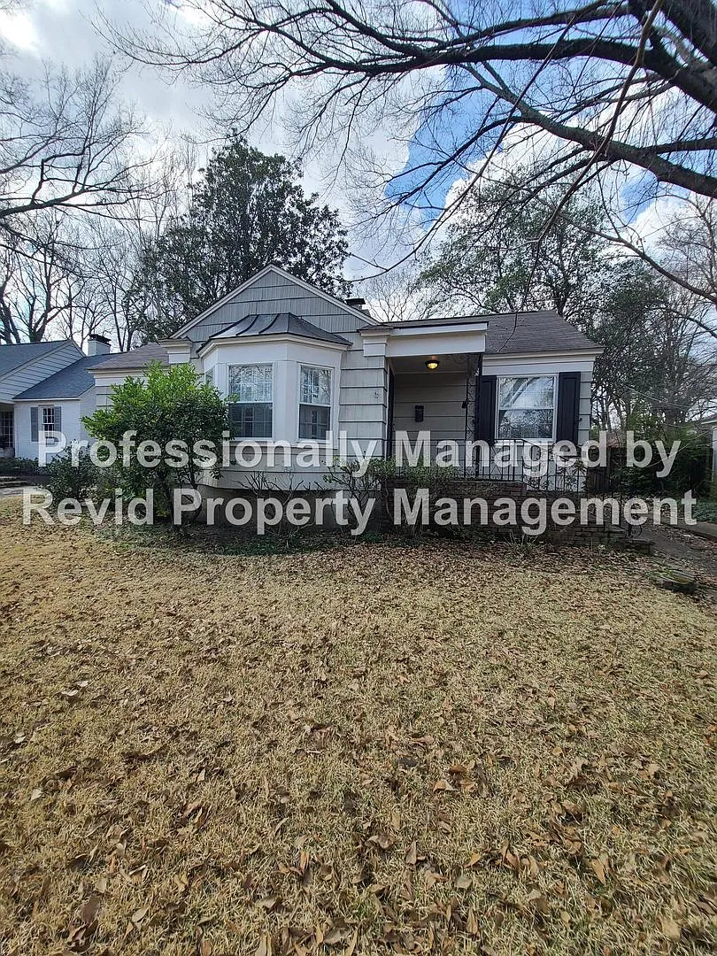 3 Bed 2 bath home off Central Ave. — Photo 2