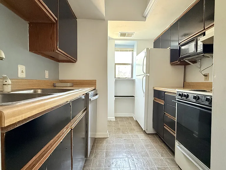 509 Sunrise Dr — Photo 7