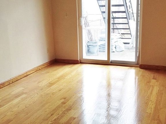 3rd image of 2512 38th St #1