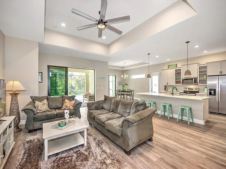 199 Brig Cir W — Photo 3