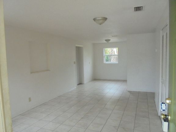 2nd image of 1234 13th St