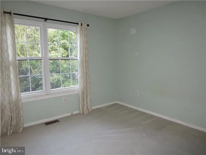 33 Ketley Pl — Photo 8
