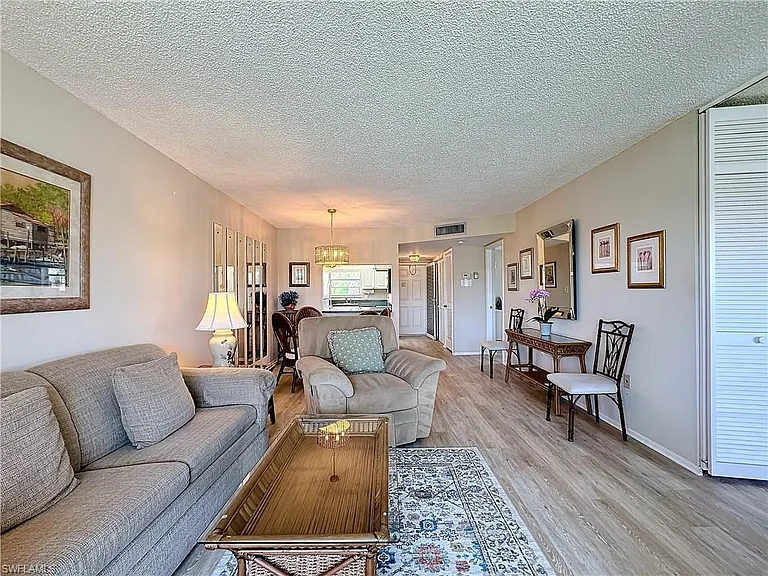 300 Forest Lakes Blvd #201 — Photo 20