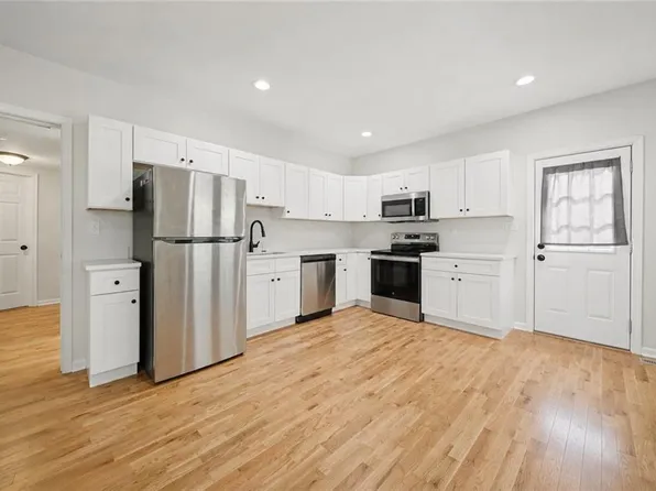 3804 Robin Hood Rd, Norfolk, VA 23513